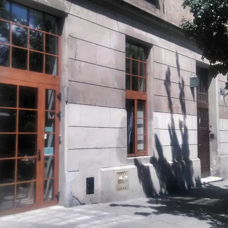 Aparthostel Green Hostel *